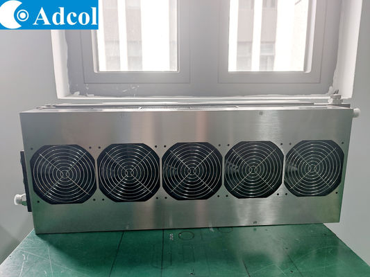 Sistema di raffreddamento della soluzione di colla da 1000 W - una soluzione su misura progettata per controllare la temperatura del liquido adesivo nel robot adesivo