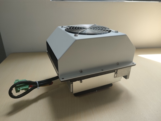 Raffreddatore aria-aria 110W 12VDC che offre flessibilità di progettazione con affidabilità a stato solido